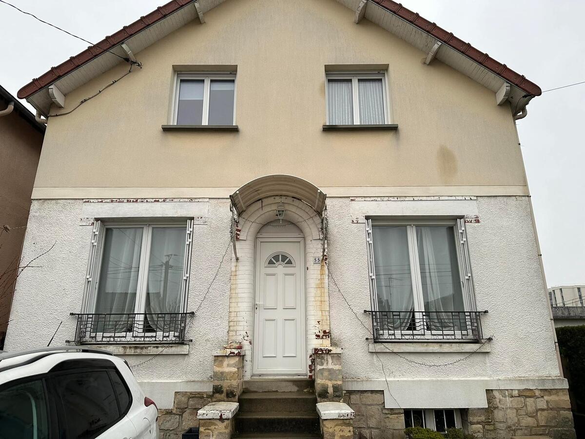 Rénovation des façades en peinture ou enduit projeté